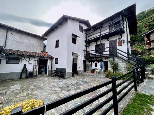 Casa indipendente in vendita a Condove TO