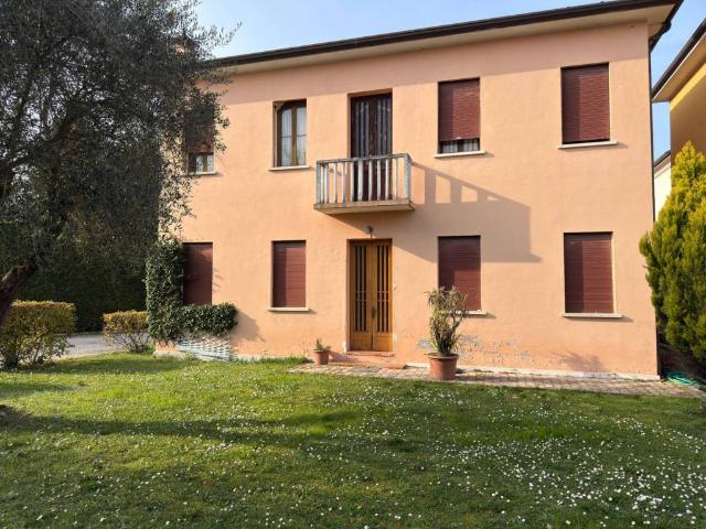 Casa indipendente in vendita a Conegliano TV
