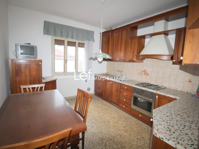 CASA INDIPENDENTE in VENDITA a CONEGLIANO di 6 vani