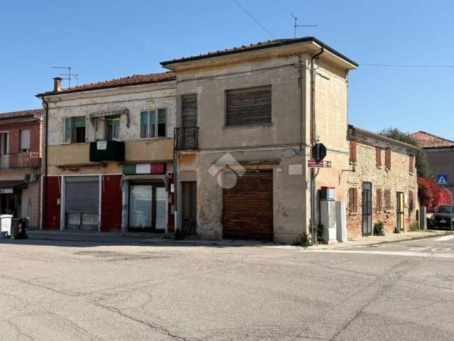 Casa indipendente in vendita a Copparo FE