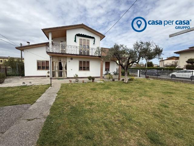 Casa indipendente in vendita a Corbola RO
