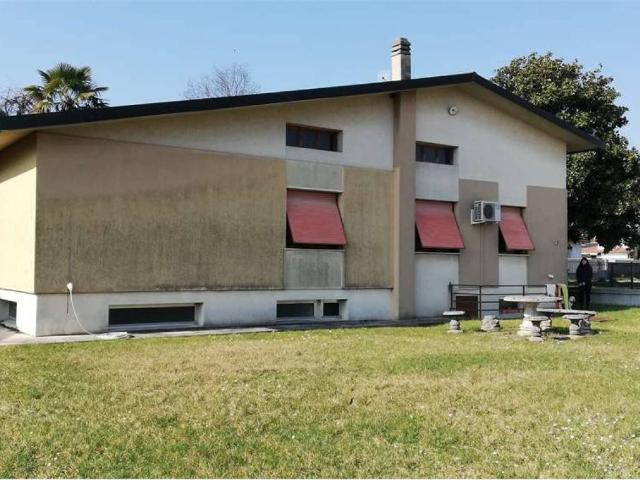 Casa indipendente in vendita a Cordenons PN