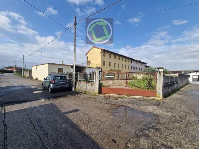 Casa indipendente in vendita a Cordenons PN