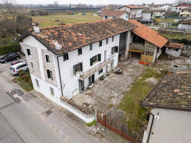 Villa in vendita a Cordenons PN
