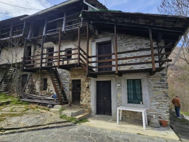 Casa indipendente in vendita a Corio TO