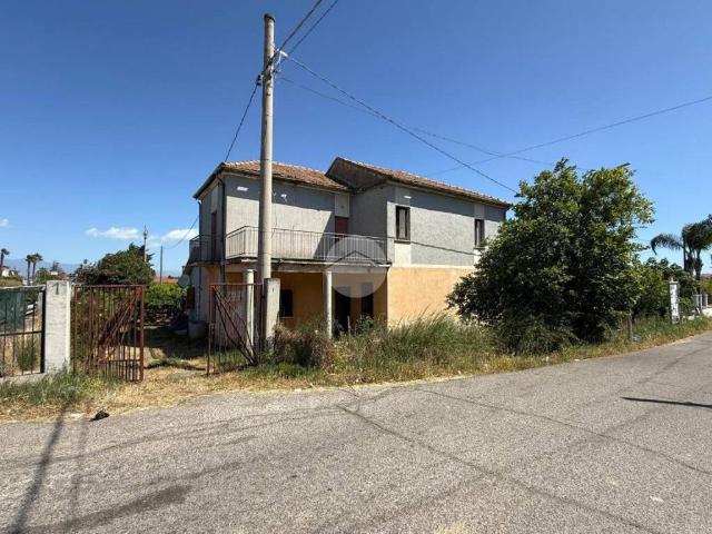 Casa indipendente in vendita a Corigliano Rossano CS