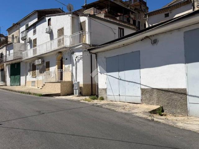 Casa indipendente in vendita a Corigliano Rossano CS