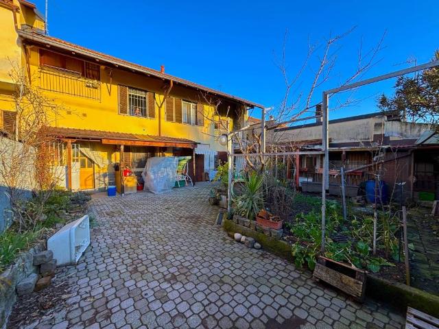 Casa indipendente in vendita a Cornaredo MI