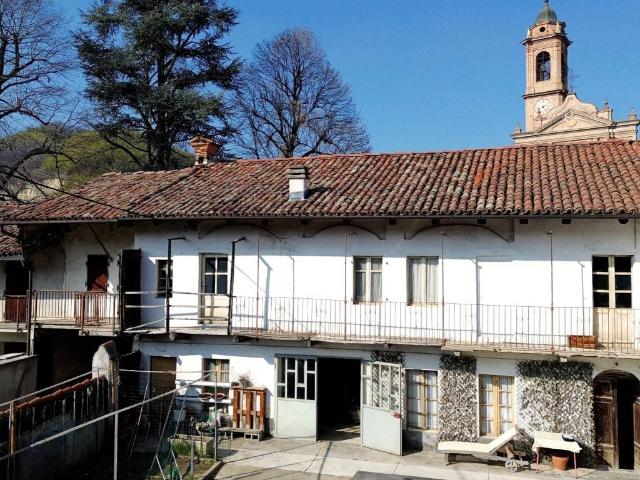 Casa indipendente in vendita a Corneliano d'Alba CN