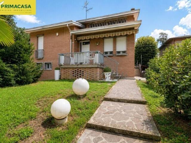 Casa indipendente in vendita a Correggio RE