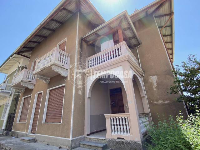 Casa indipendente in vendita a Cossato