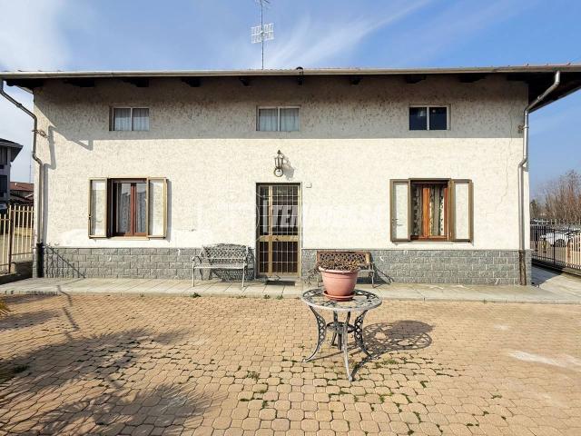 Casa indipendente in vendita a Cossato
