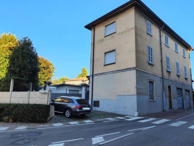 Casa indipendente in vendita a Costa Masnaga LC