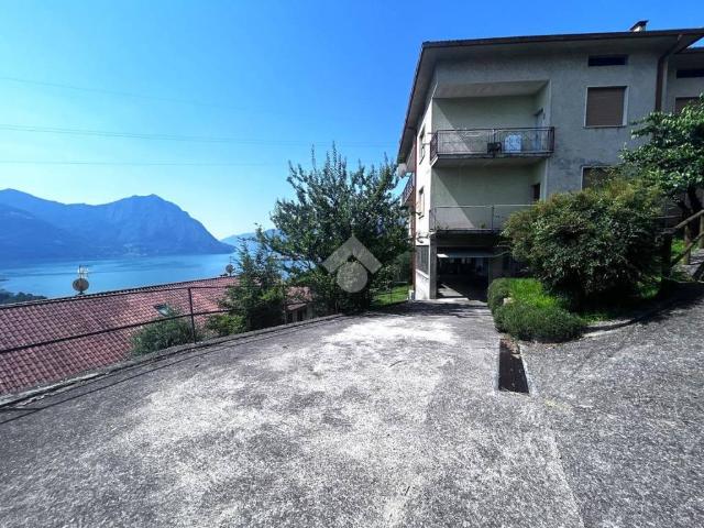 Casa indipendente in vendita a Costa Volpino BG