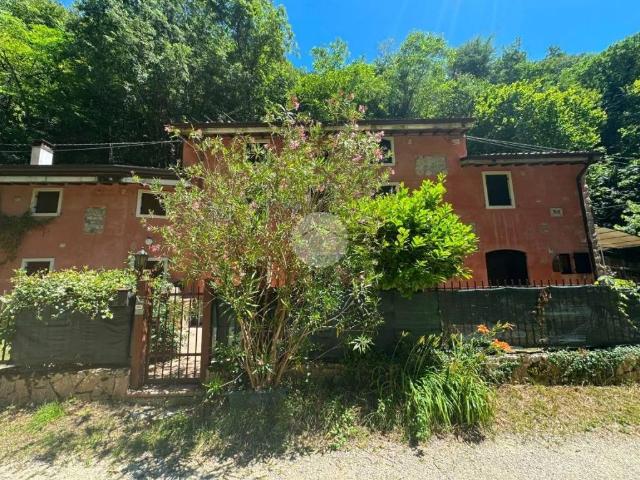 Casa indipendente in vendita a Costermano sul Garda VR