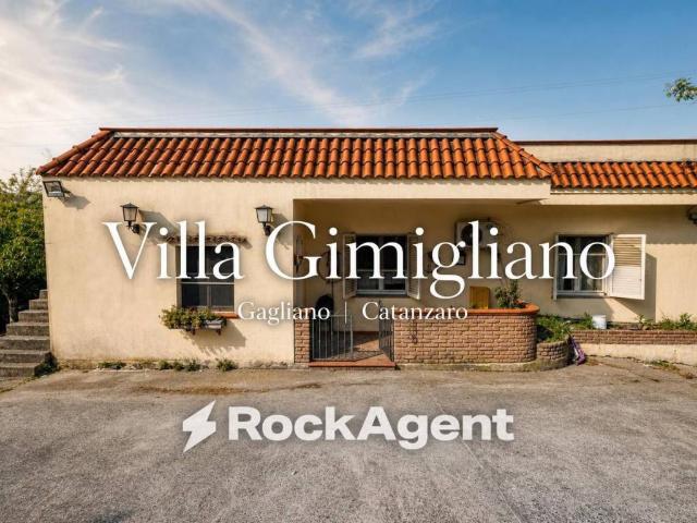 Casa indipendente in vendita a Catanzaro CZ