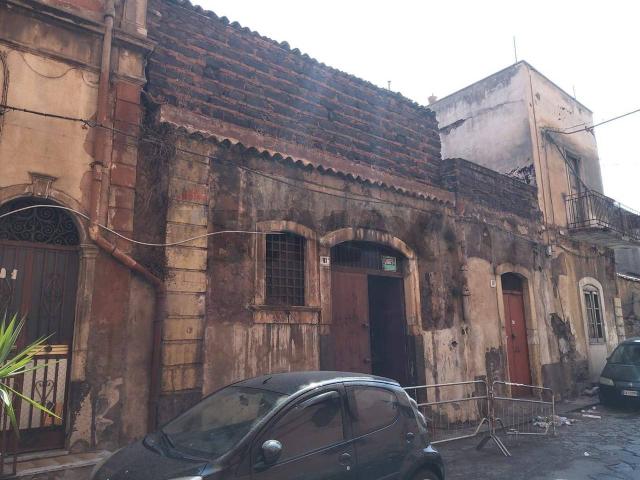 Casa indipendente in vendita a Catania