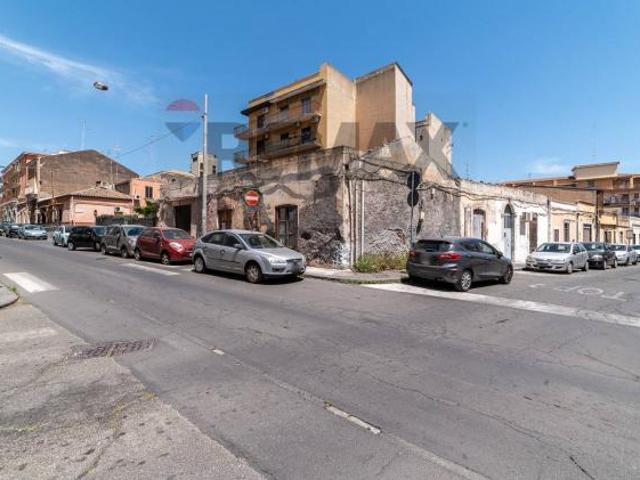 Casa Indipendente in vendita a Catania, Picanello