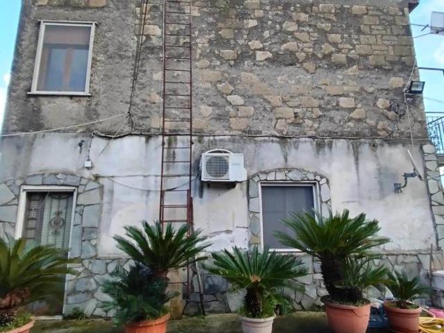 Casa indipendente in vendita a Cava de' Tirreni SA