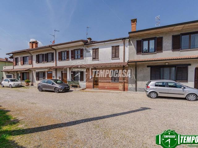 Casa indipendente in vendita a Cava Manara