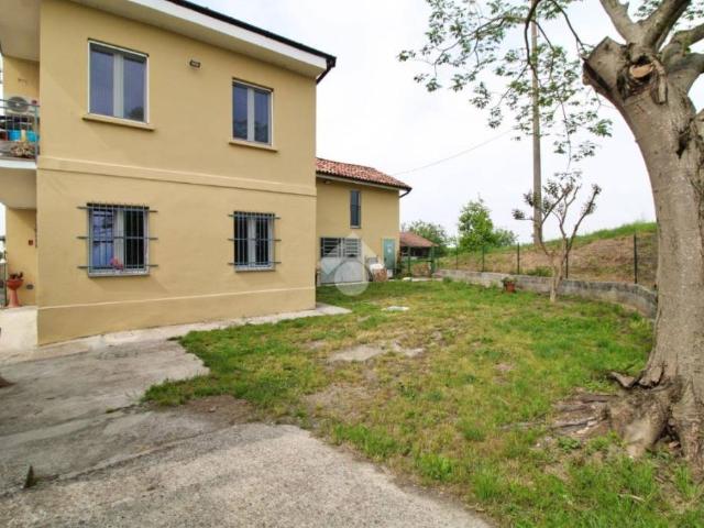 Casa indipendente in vendita a Cava Manara via Luigi Galvani