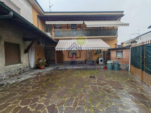 Casa indipendente in vendita a Cavenago d'Adda LO