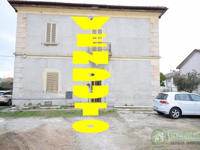 CASA INDIPENDENTE in VENDITA a CAVENAGO DI BRIANZA di 4 vani
