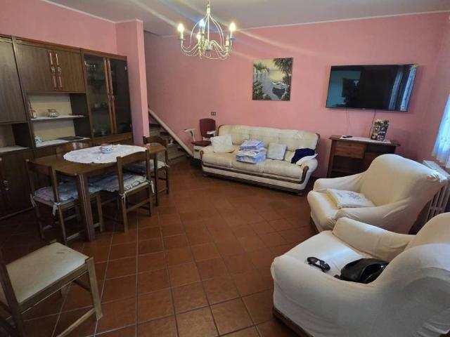 Casa indipendente in vendita a Cavezzo MO