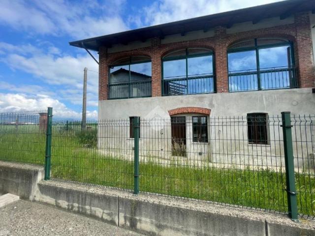 Casa indipendente in vendita a Cavour via Gerbidi, 34