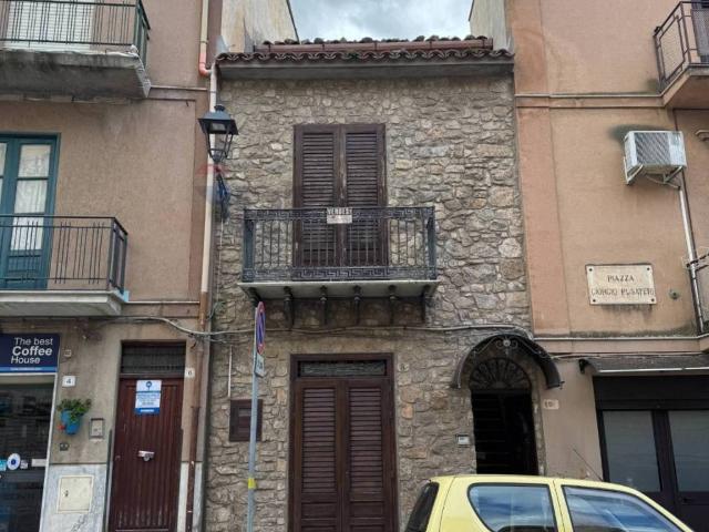 Casa indipendente in vendita a Caccamo PA