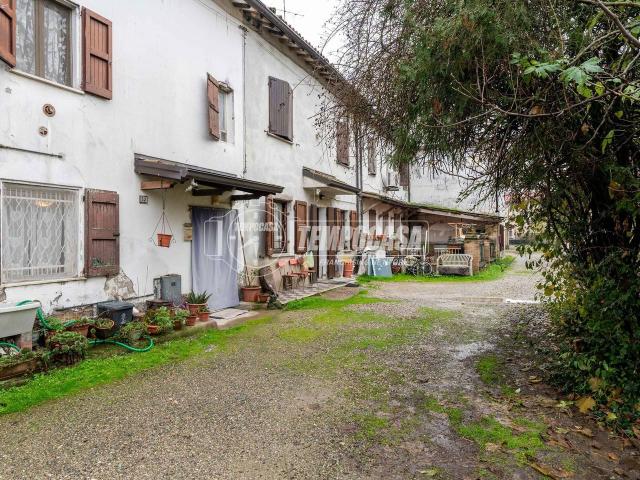Casa indipendente in vendita a Cadelbosco Di Sopra