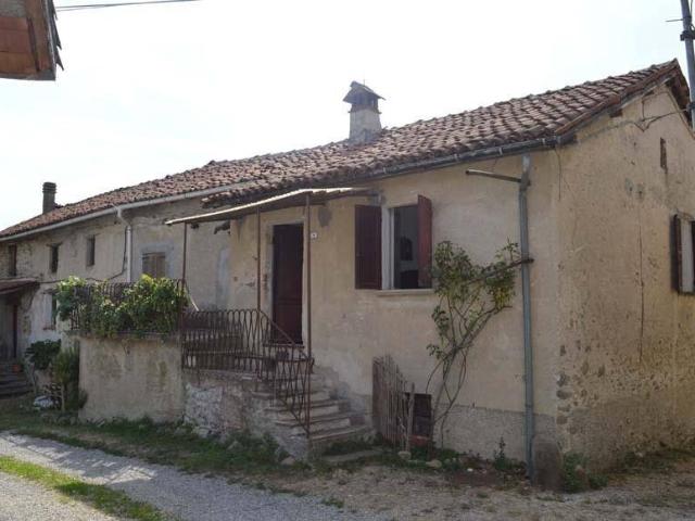 Casa indipendente in vendita a Cairo Montenotte SV