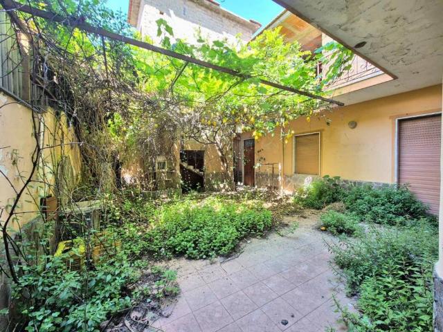Casa indipendente in vendita a Caivano NA