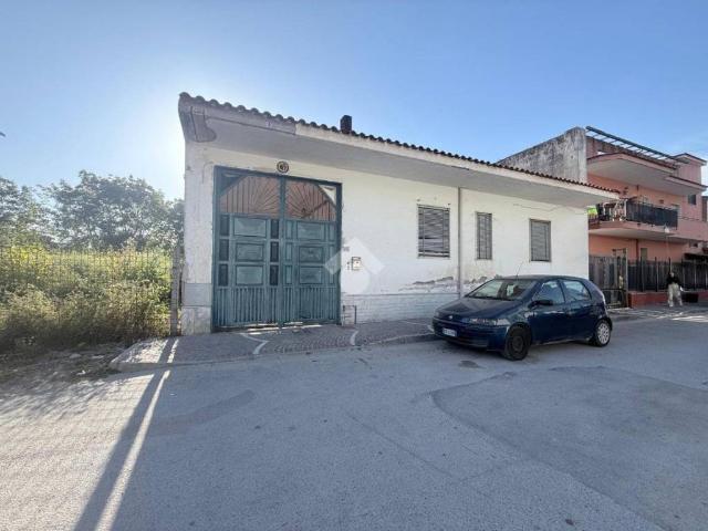 Casa indipendente in vendita a Caivano NA