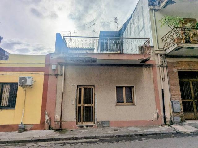 Casa indipendente in vendita a Calatabiano CT