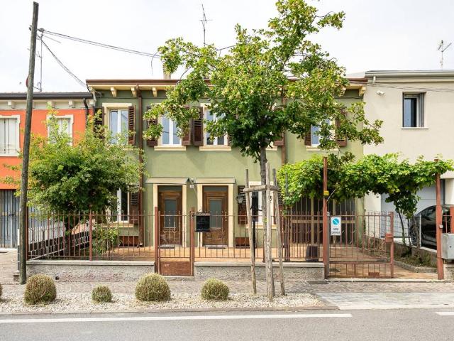 Casa indipendente in vendita a Caldiero VR