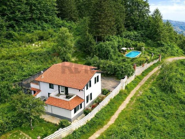 Casa indipendente in vendita a Calice al Cornoviglio, Bruscarolo