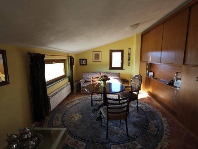 Casa indipendente in vendita a Calice al Cornoviglio SP