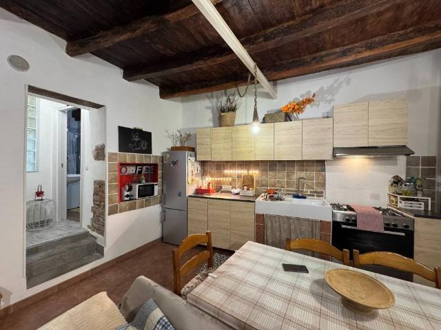 Casa indipendente in vendita a Calolziocorte LC