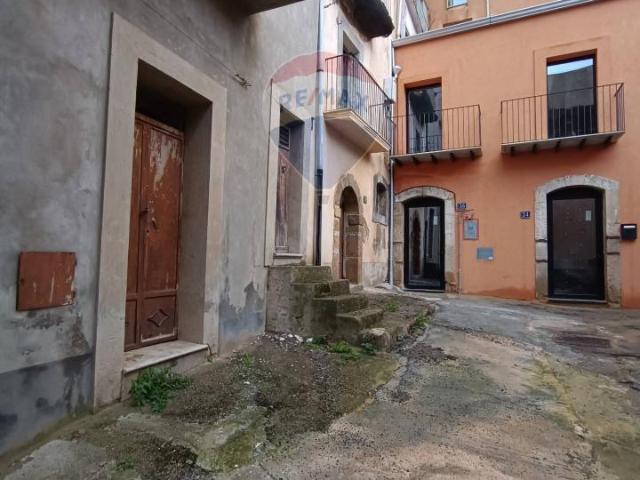 Casa indipendente in vendita a Caltagirone