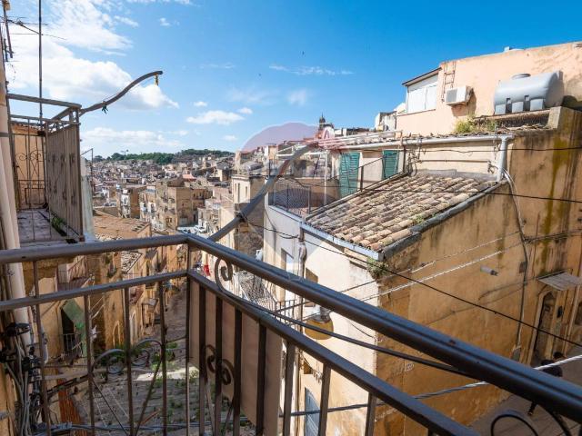Casa indipendente in vendita a Caltagirone