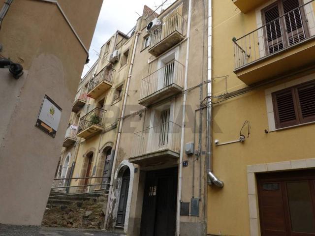 Casa indipendente in vendita a Caltagirone CT