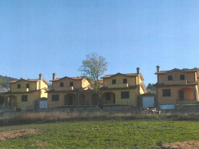 Casa indipendente in vendita a Calvi dell'Umbria TR