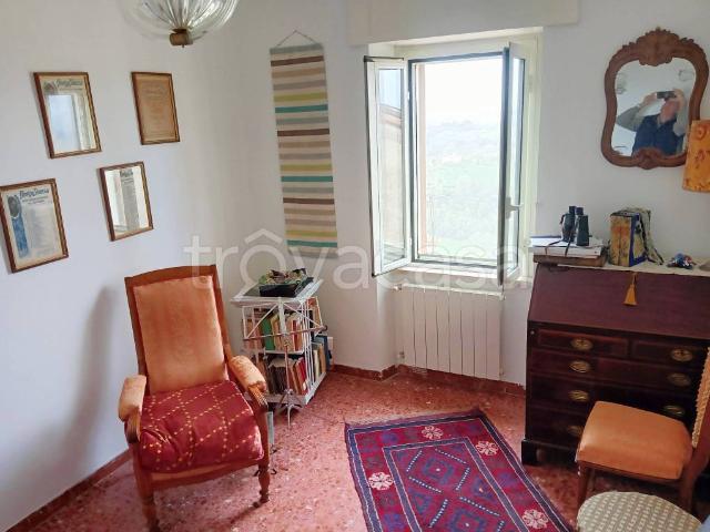 Casa indipendente in vendita a Calvi dell'Umbria via di Mezzo
