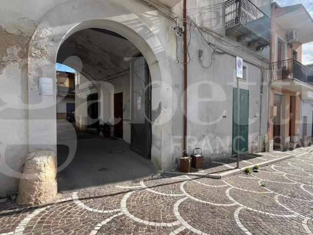 Casa indipendente in vendita a Calvi Risorta
