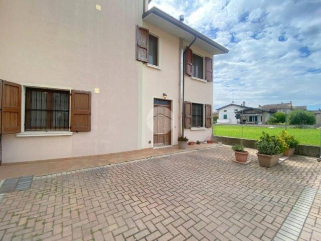 Casa indipendente in vendita a Calvisano via Giovanni Lombardi, 36
