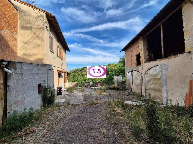 Casa indipendente in vendita a Camagna Monferrato AL
