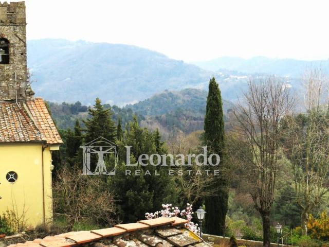 Casa indipendente in vendita a Camaiore