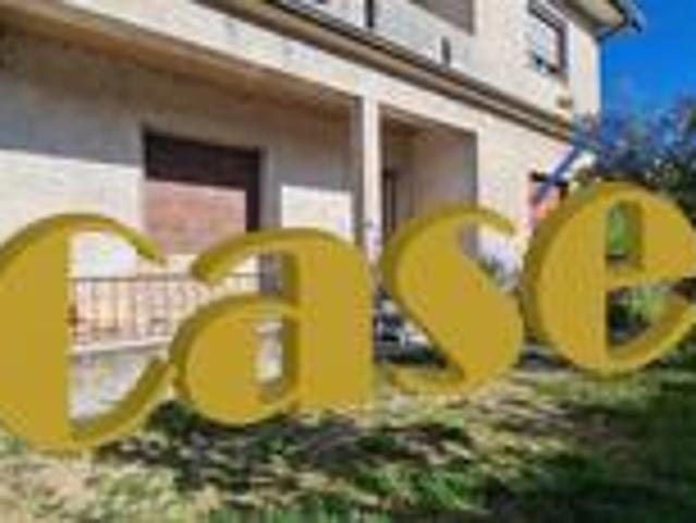 Casa indipendente in vendita a Camaiore