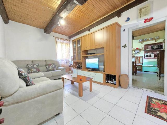 Casa indipendente in vendita a Camaiore LU